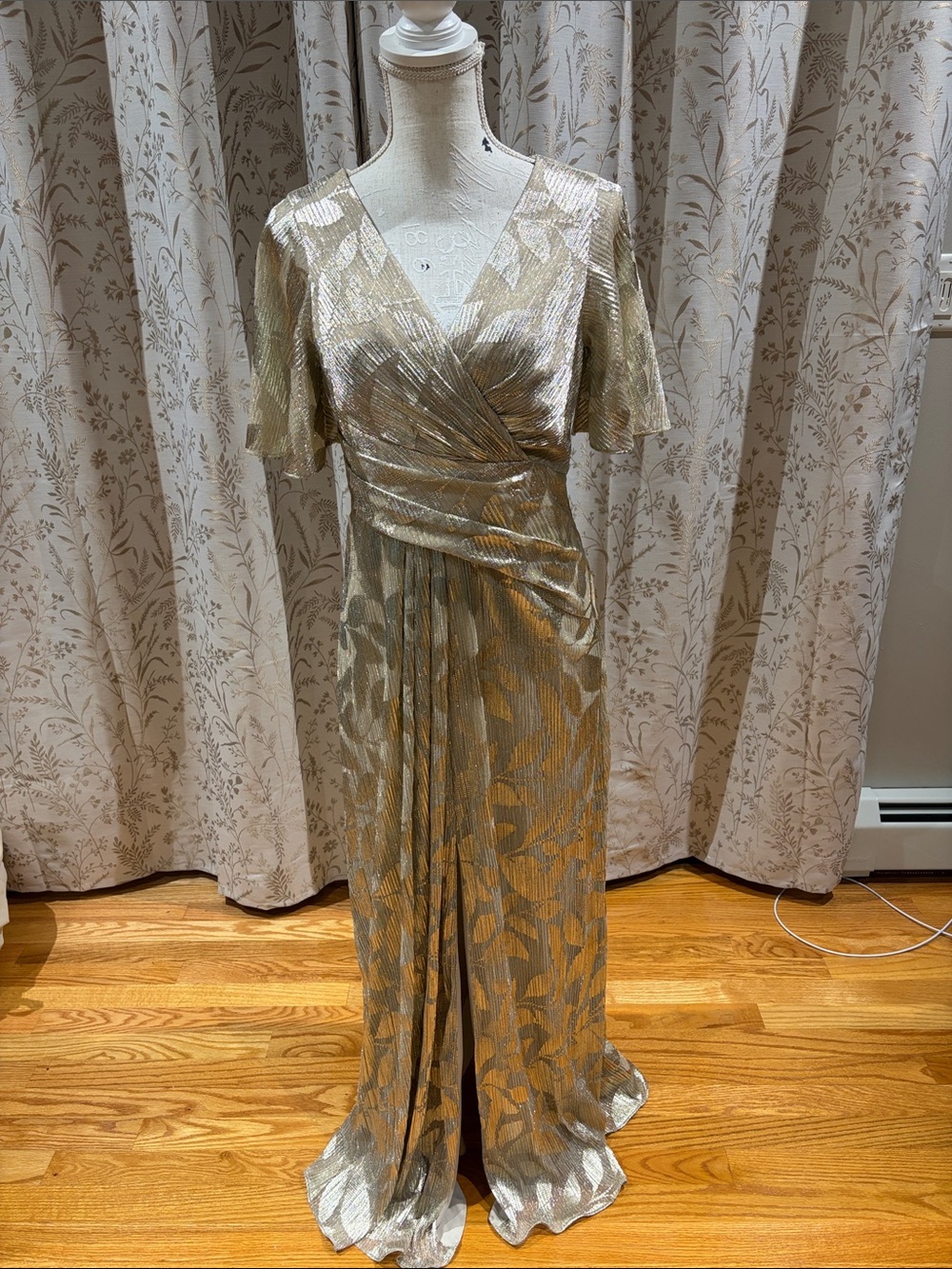 Metallic Gold Leaf-Print front slit  Dress - size 4